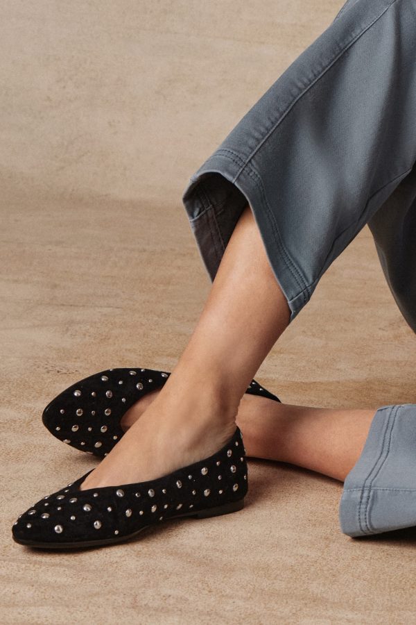 La Touche Studded Flat - Image 5