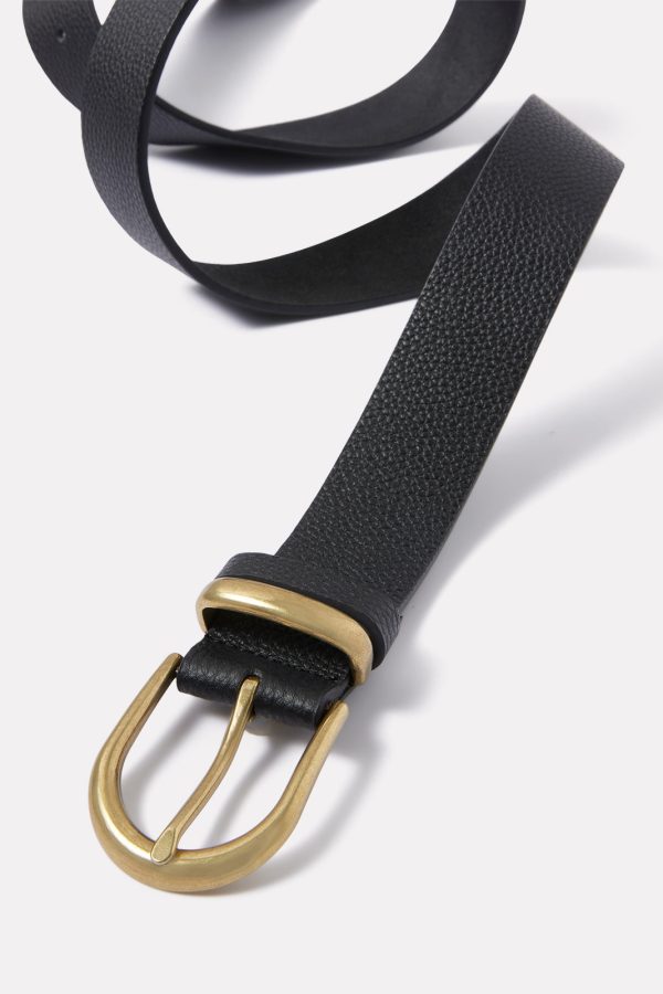 Melanie Belt - Image 2