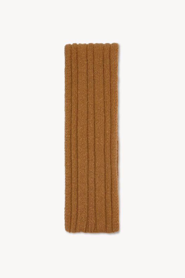 Amos Scarf in Wool - Image 2