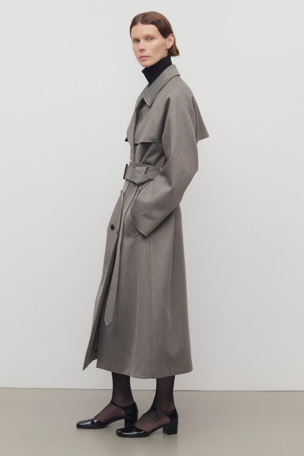 Rhydian Coat in Virgin Wool - Image 5