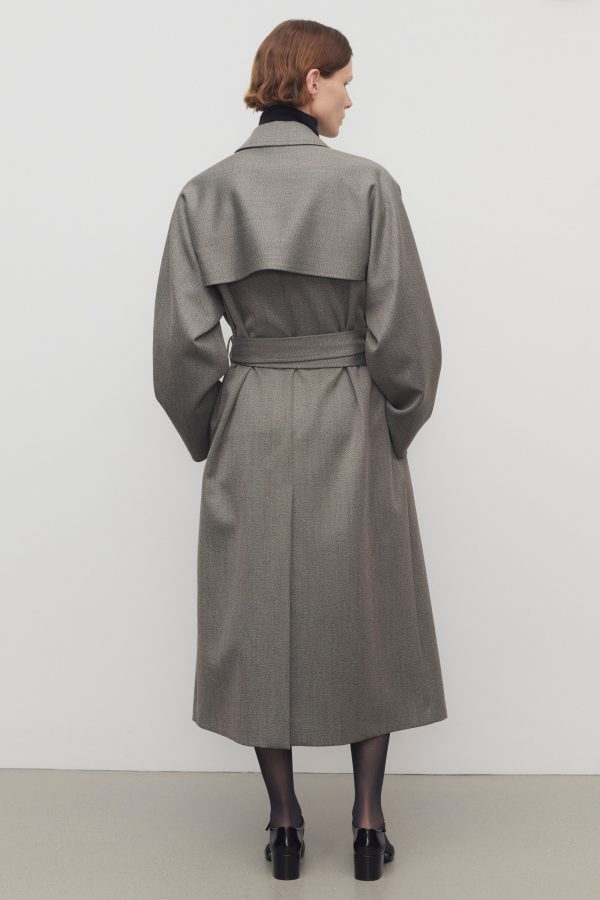 Rhydian Coat in Virgin Wool - Image 6