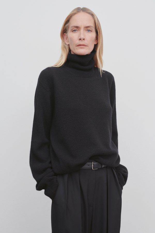 Stepny Turtleneck in Wool and Cashmere - Image 3