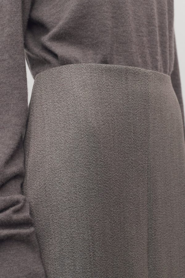 Nythera Skirt in Virgin Wool - Image 6