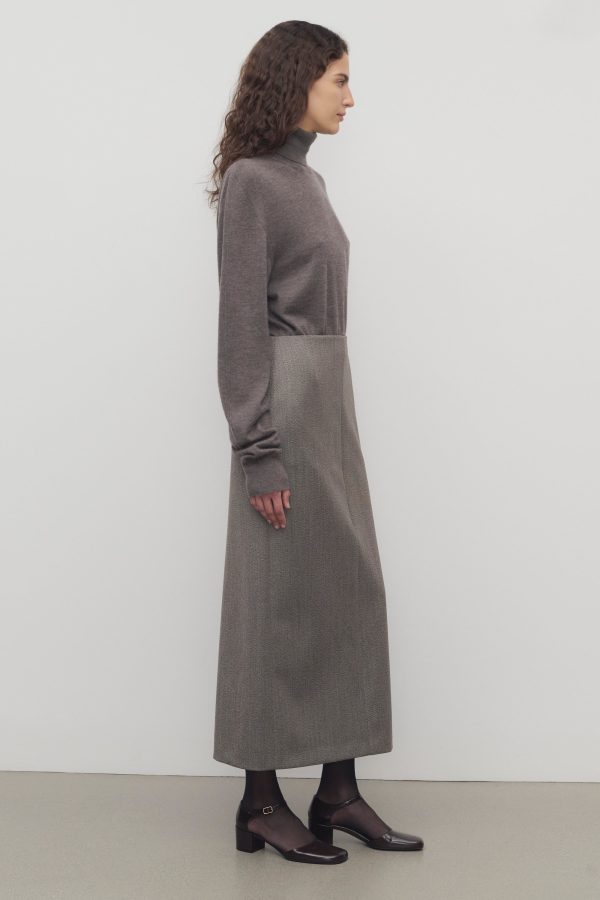 Nythera Skirt in Virgin Wool - Image 4